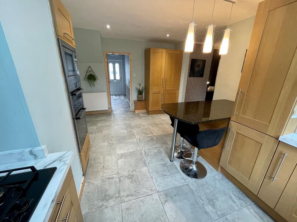 Kitchen additional 1