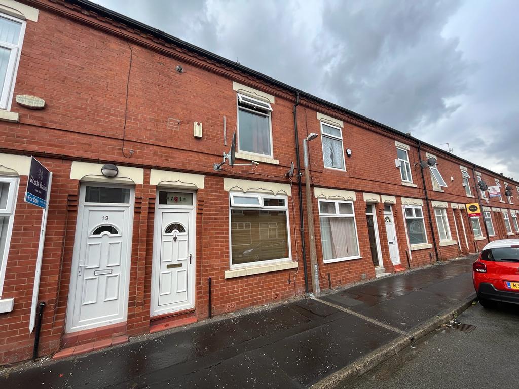 Romney Street, Salford, M6 6DG 2 bed terraced house for sale - £155,000