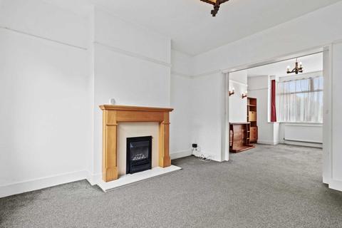 3 bedroom semi-detached house for sale - Longland Road, Eastbourne