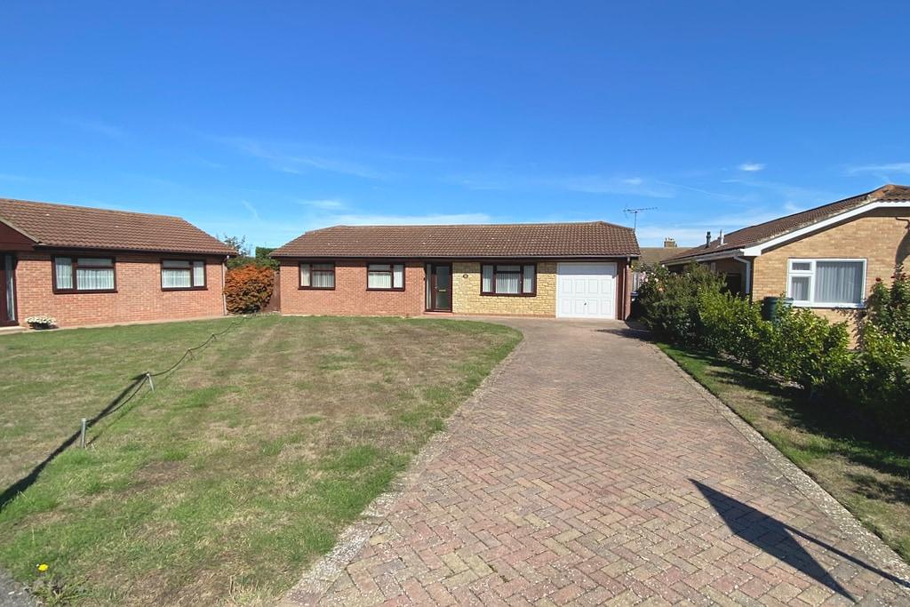 Lawrence Gardens, Herne Bay 3 bed detached bungalow for sale £525,000
