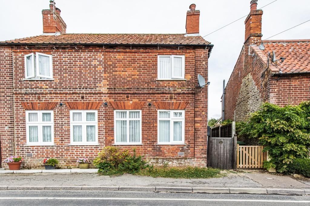 North Elmham 2 bed semidetached house for sale £250,000