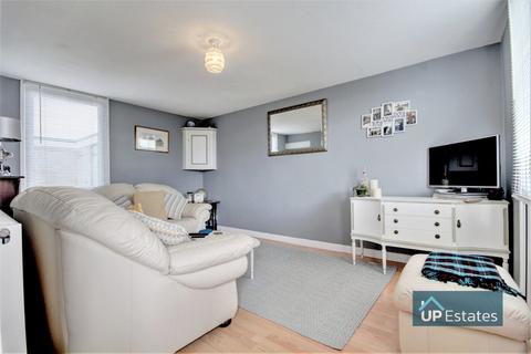 20 Agincourt Road, Cheylesmore, Coventry, CV3 5PT