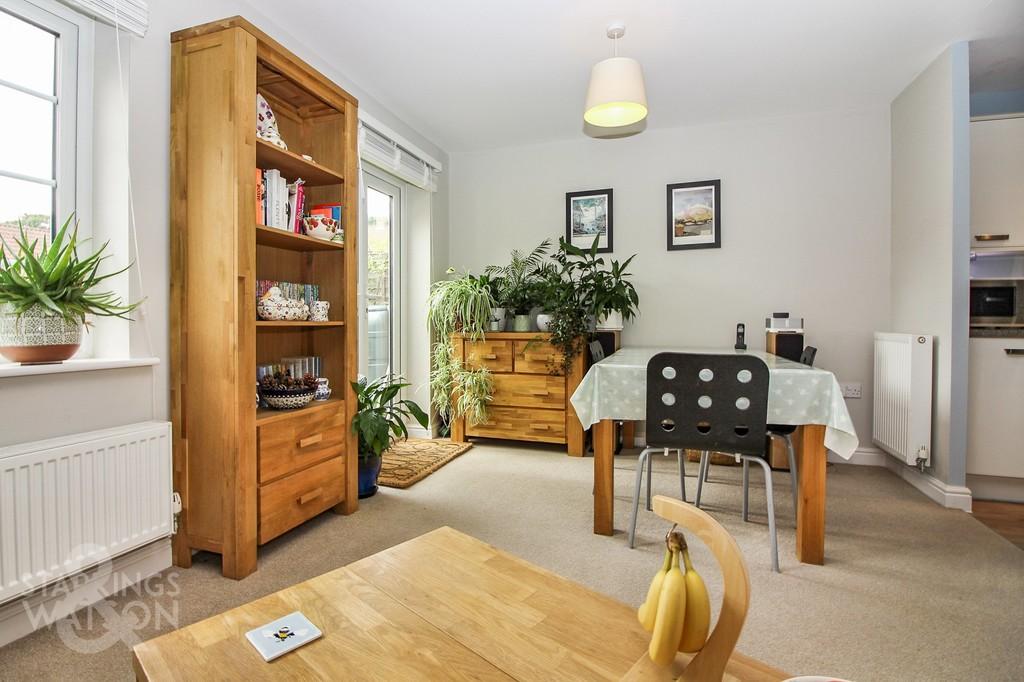 Wilderness Road, Queens Hill, Costessey 3 bed townhouse £280,000