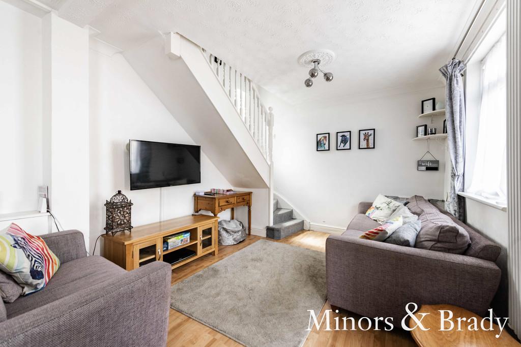 Lancaster Road, Great Yarmouth 2 bed detached house £850 pcm (£196 pw)