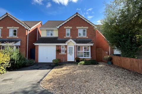 4 bedroom detached house for sale - Ullswater Road, Melton Mowbray