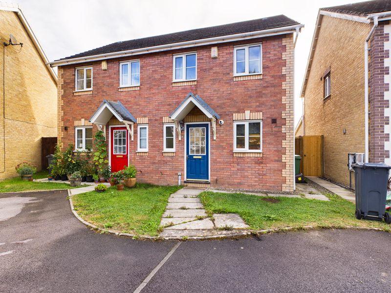 Palmers Drive Park View Grove CARDIFF... 2 bed semidetached house £