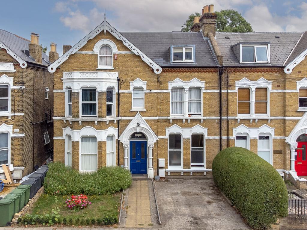 Sunderland Road, Forest Hill, SE23 1 bed flat £395,000