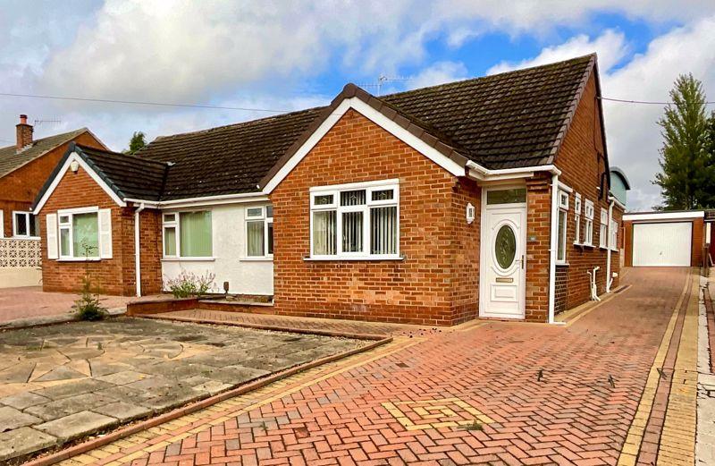Allerton Road, Trentham 3 bed semidetached bungalow £220,000