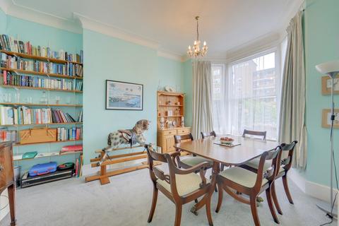 61 Wellmeadow Road, Catford, London, SE13 6TA