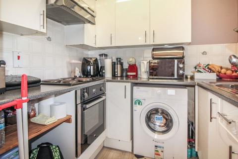 1 bedroom apartment for sale - Keats Close, Enfield, EN3