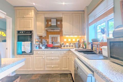 81 Beech Road, Feltham, TW14 8AJ