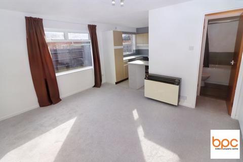Studio to rent - Fontana Close, Longwell Green, BS30