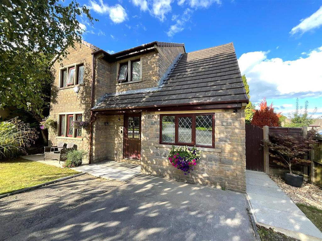Hindley Court, Barrowford, Nelson 4 bed detached house £340,000