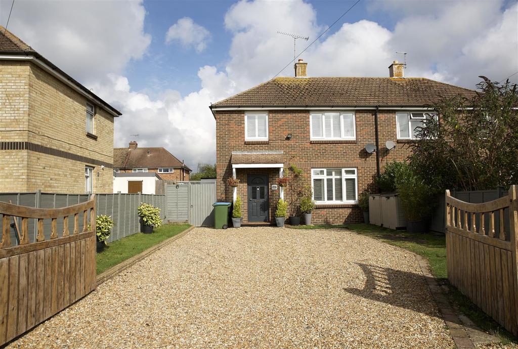 Roundstone Drive, East Preston... 3 bed semidetached house £450,000