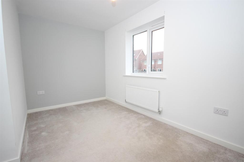Bedroom 2.JPG