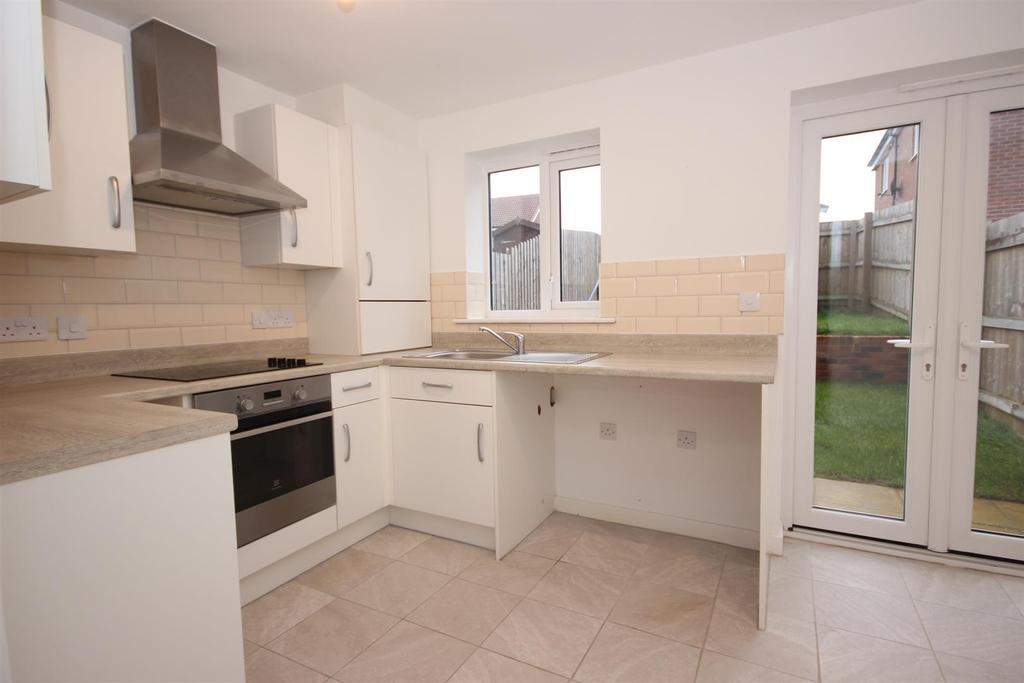 Kitchen 2.JPG
