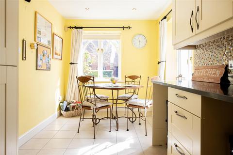 14 Long Meadow, Great Notley, Braintree, CM77 7WD