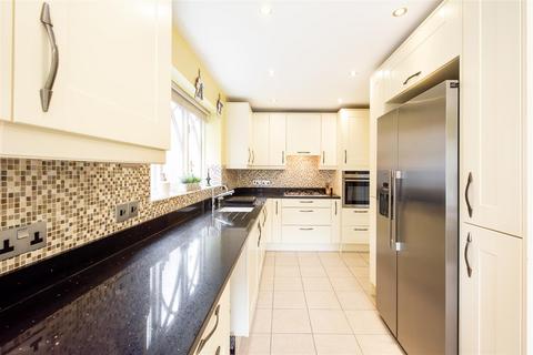14 Long Meadow, Great Notley, Braintree, CM77 7WD
