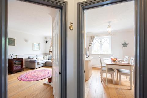 14 Long Meadow, Great Notley, Braintree, CM77 7WD