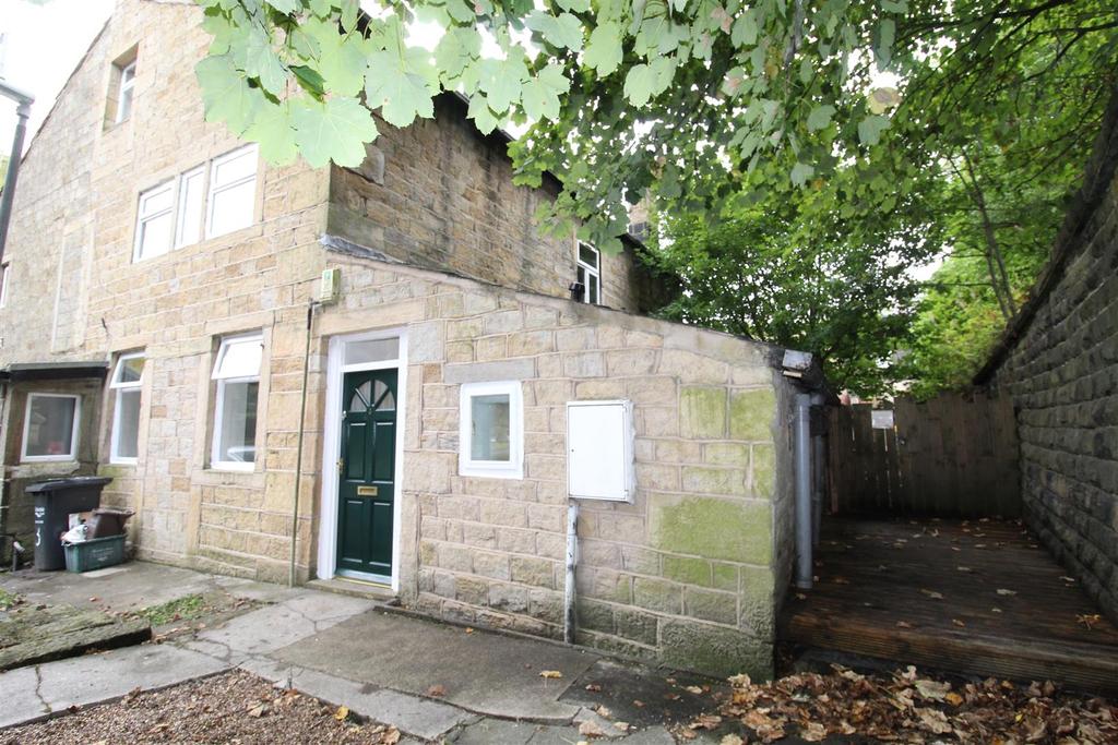 Holme House Road, Cornholme, Todmorden 2 bed end of terrace house £