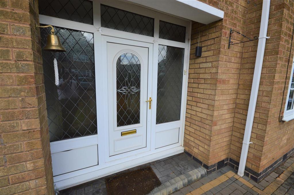 Ivybridge Road, Coventry 3 bed semidetached house £1,150 pcm (£265 pw)