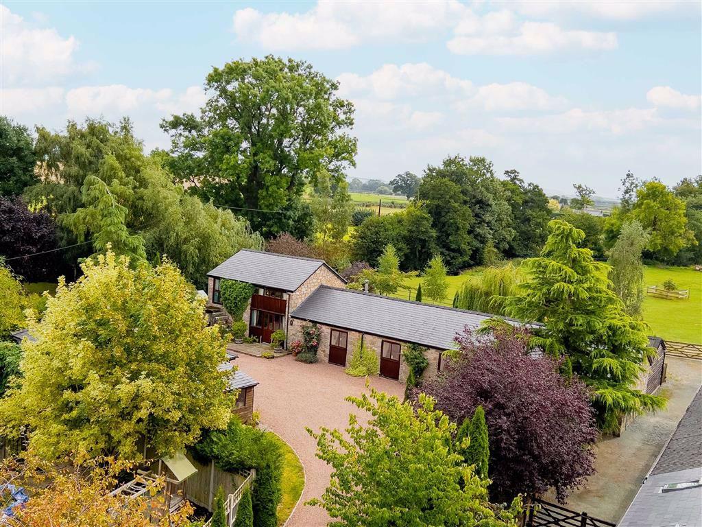 Maesbury, Oswestry, SY10 5 bed detached house £875,000