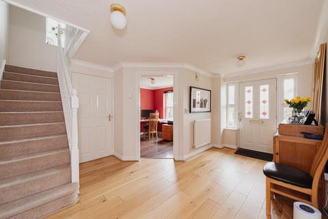 7 Hendon Grove, Epsom, KT19 7LH