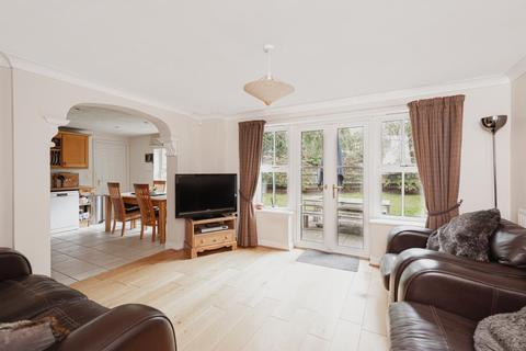 7 Hendon Grove, Epsom, KT19 7LH