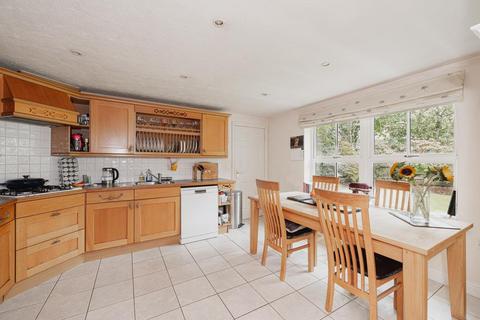 7 Hendon Grove, Epsom, KT19 7LH