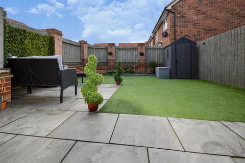 21 Petfield Drive, Anlaby, Hull, HU10 7ES