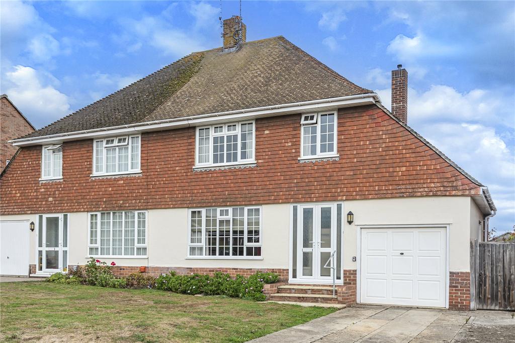 Rowan Drive, Royal Wootton Bassett, SN4 3 bed semidetached house £