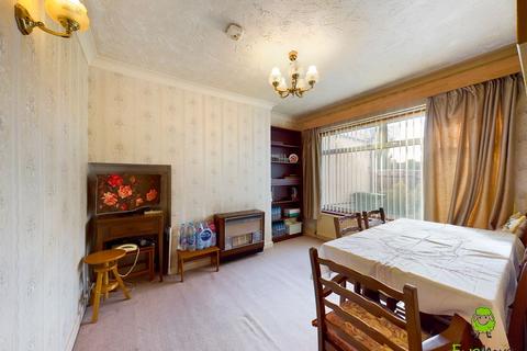 21 Amberley Road, London, SE2 0SG