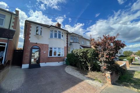 9 Cray Road, Belvedere, DA17 6NB