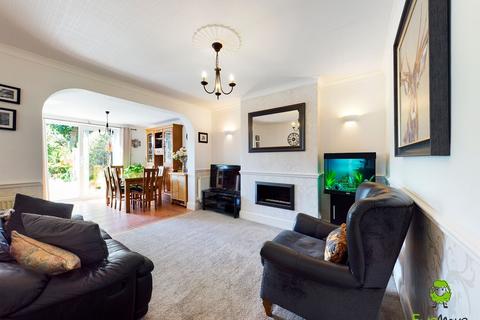 9 Cray Road, Belvedere, DA17 6NB