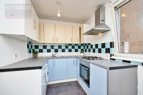 4 bedroom maisonette to rent, Roman Road, Mile End, Bethnal Green, Victoria Park, London, E3