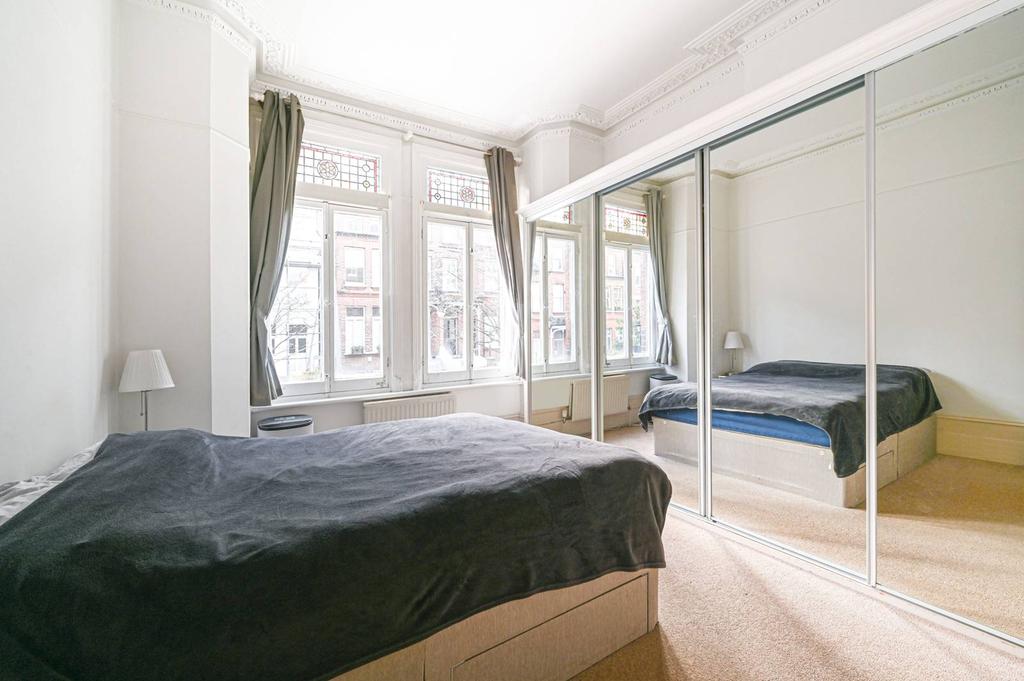 Carlingford Road, Hampstead, London, NW3 1 bed flat for sale £750,000