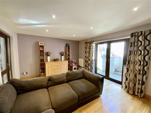 Second reception room/dining room