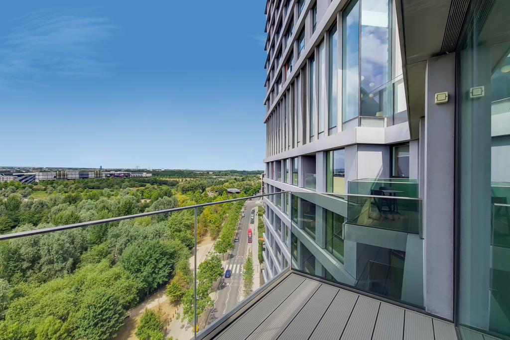 2 Balcony-0 2.jpg