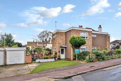 2b Blackgate Road, Shoeburyness, Southend-on-sea, SS3 9SE