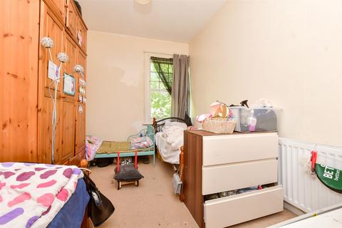 Flat C, 16 Mitcham Park, Mitcham, CR4 4EG