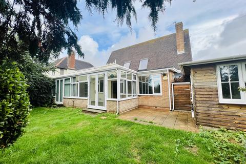 4 bedroom detached house for sale - Sutton Road, Seaford BN25