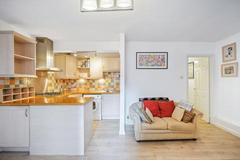 2 bedroom flat for sale - Monmouth Road, London, W2