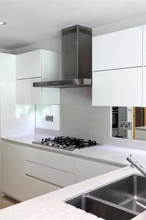 undefined, Queen Elizabeth Crescent, Beaconsfield, HP9