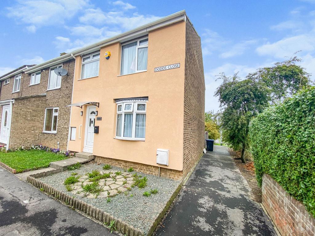 Dodds Close, Wheatley Hill, Durham... 3 bed semidetached house £89,950