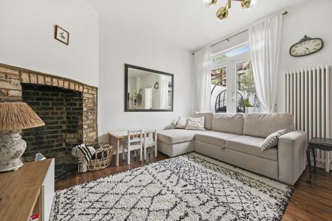 49 Laurel Gardens, London, W7 3JG
