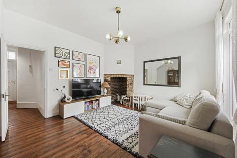 49 Laurel Gardens, London, W7 3JG