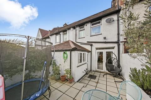 49 Laurel Gardens, London, W7 3JG