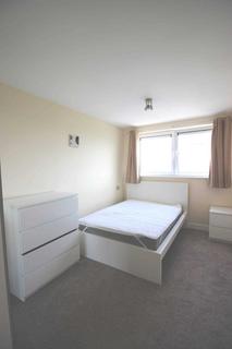 3 bedroom apartment to rent, Sark Tower, West Thamesmead, SE28 0GG