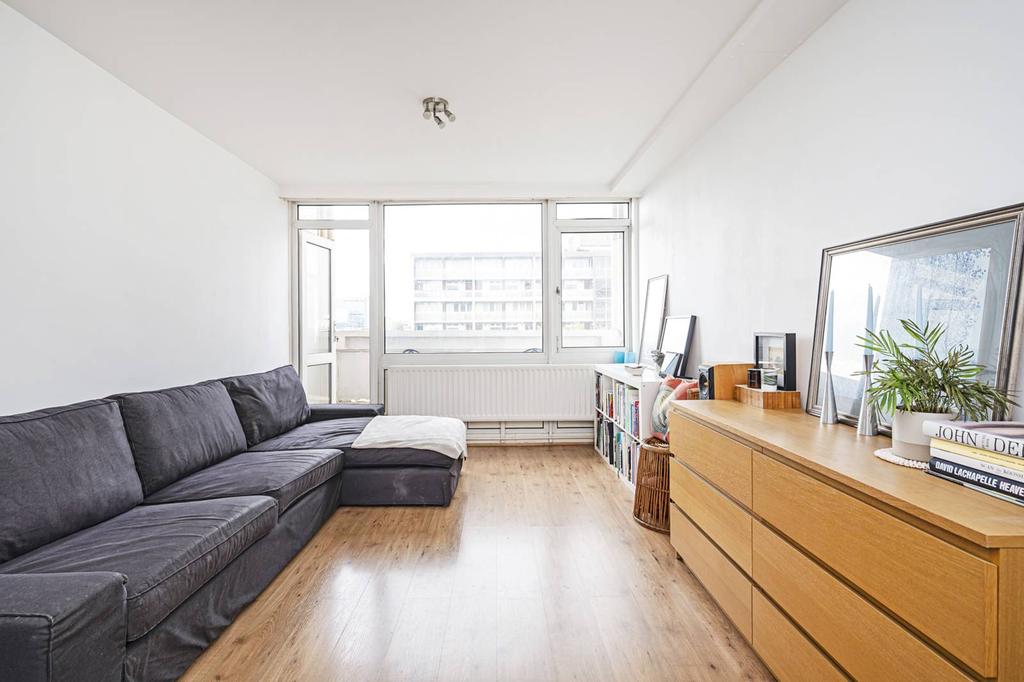Westhope House, Derbyshire Street, Bethnal Green, London, E2 2 bed flat for sale £395,000