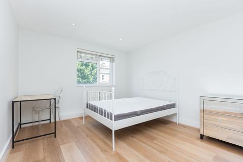 3 bedroom maisonette for sale, Ann Lane, London SW10